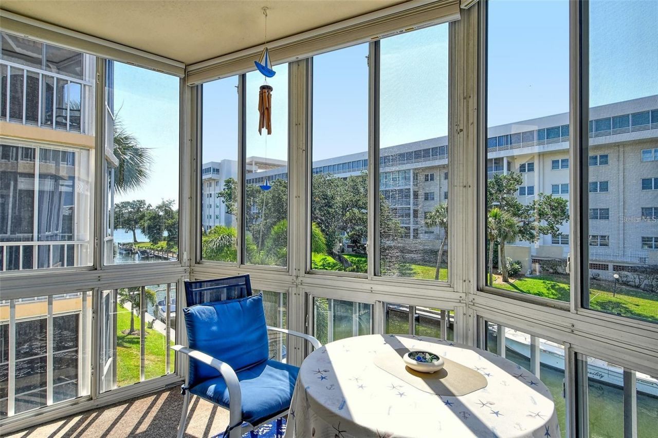 1300 N Portofino Drive , Unit 305, Sarasota, FL 34242 Photo