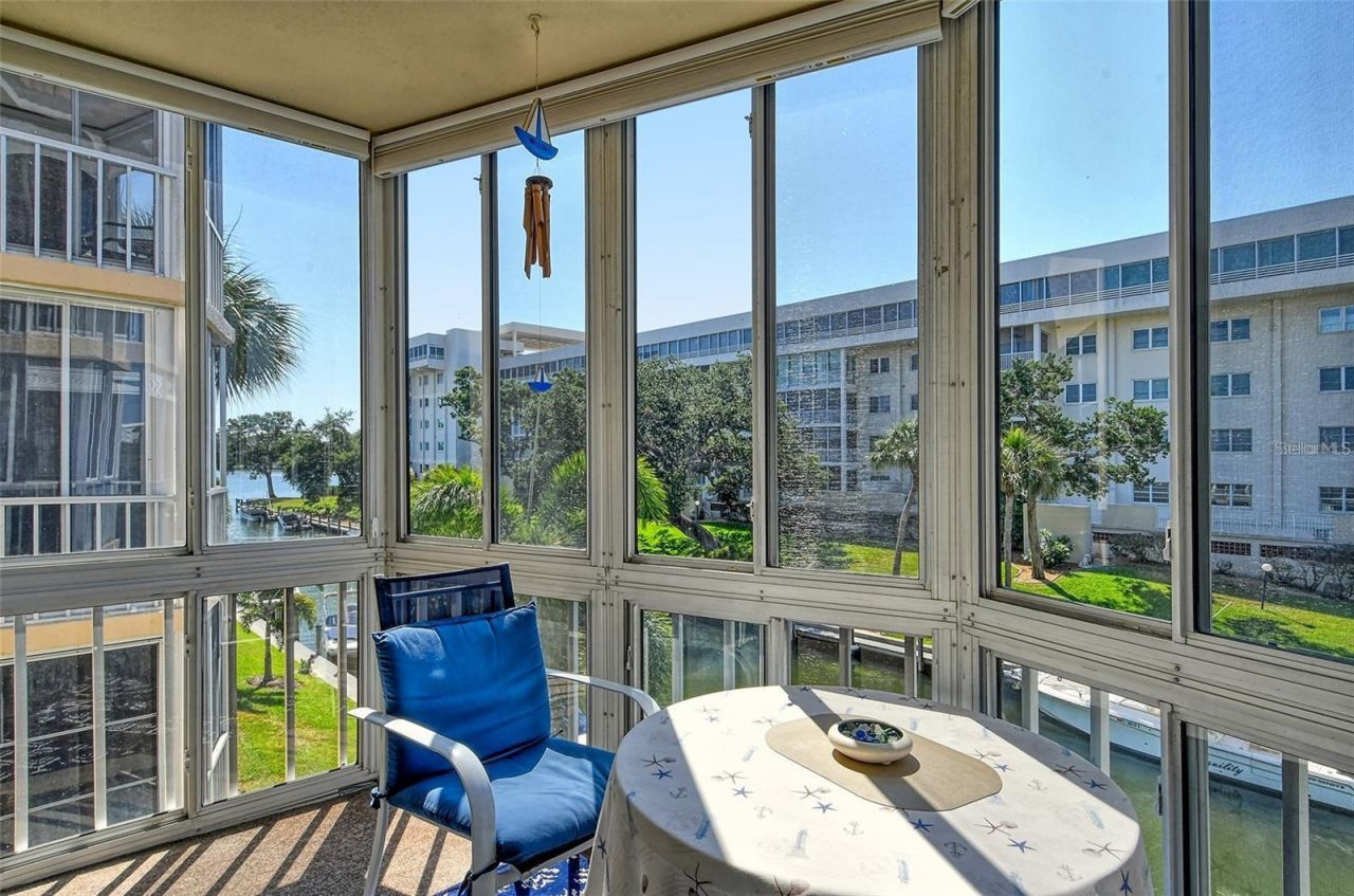 1300 N Portofino Drive , Unit 305, Sarasota, FL 34242 Photo