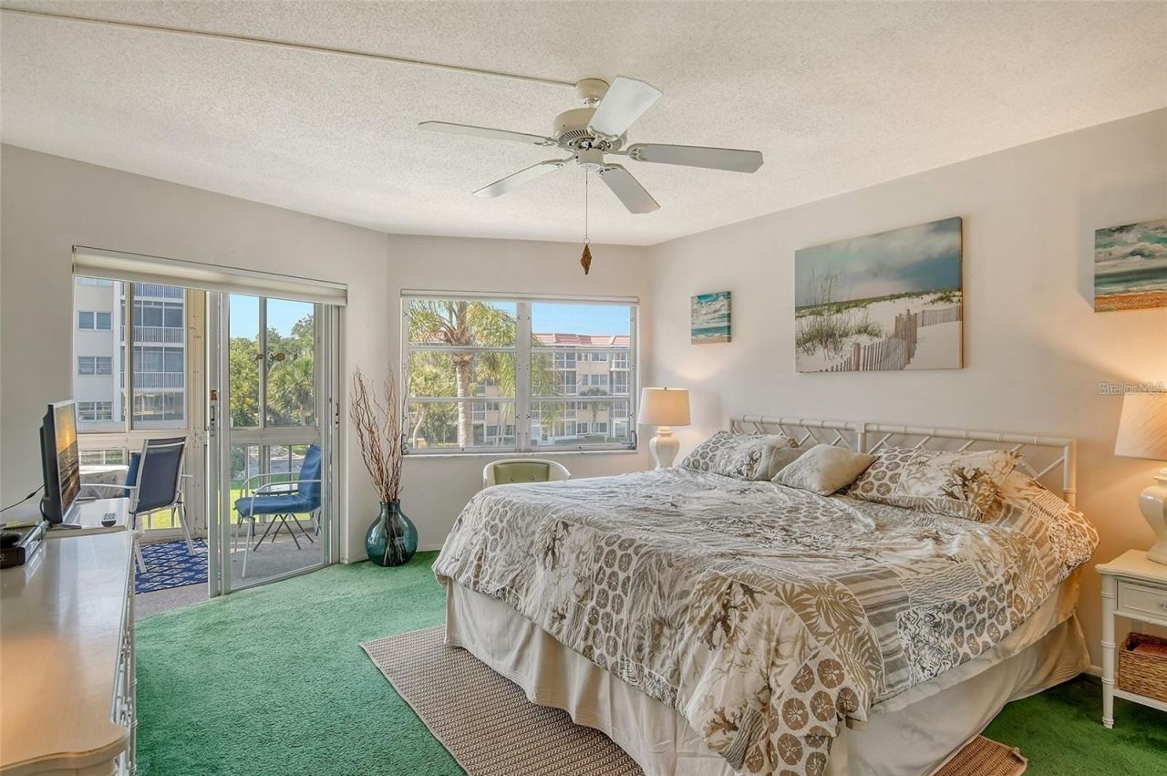 1300 N Portofino Drive , Unit 305, Sarasota, FL 34242 Photo