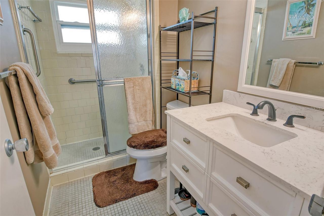 1300 N Portofino Drive , Unit 305, Sarasota, FL 34242 Photo