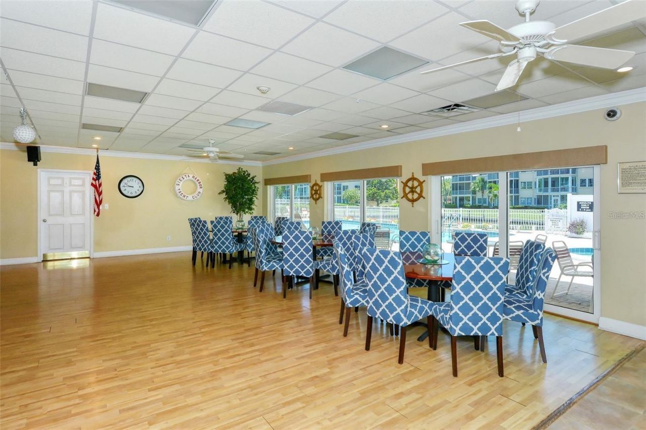 1300 N Portofino Drive , Unit 305, Sarasota, FL 34242 Photo