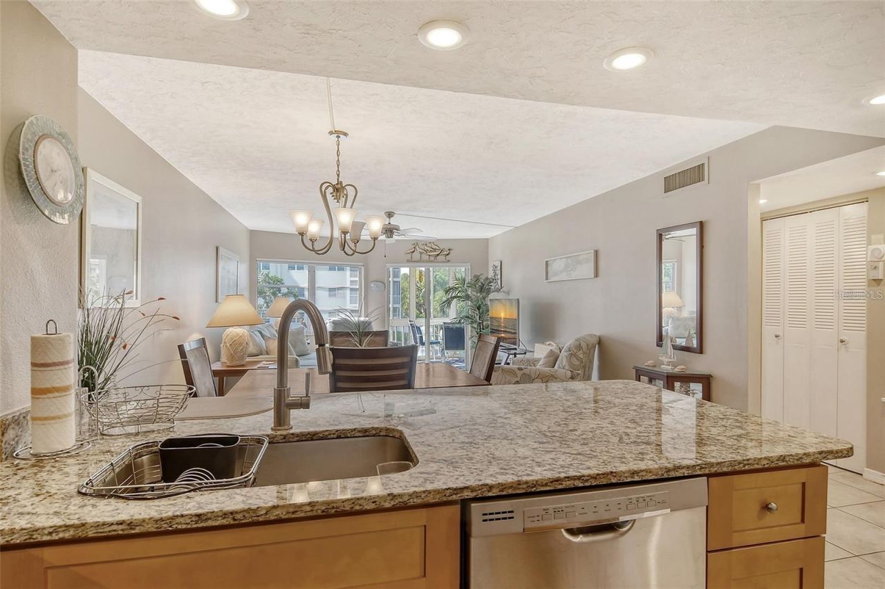 1300 N Portofino Drive , Unit 305, Sarasota, FL 34242 Photo