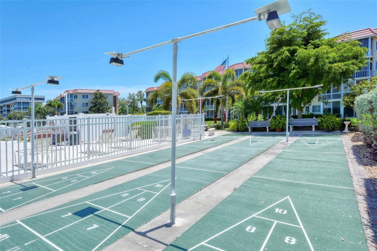1300 N Portofino Drive , Unit 305, Sarasota, FL 34242 Photo