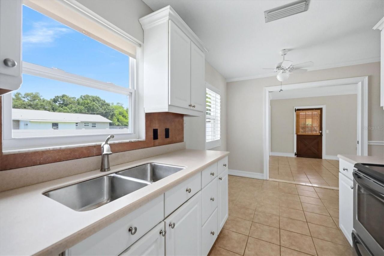519 65th Avenue W, Bradenton, FL 34207 Photo