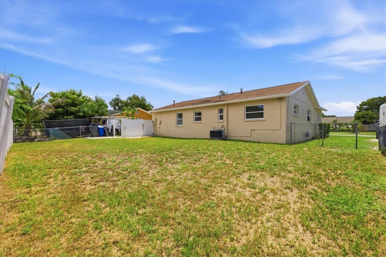 519 65th Avenue W, Bradenton, FL 34207 Photo