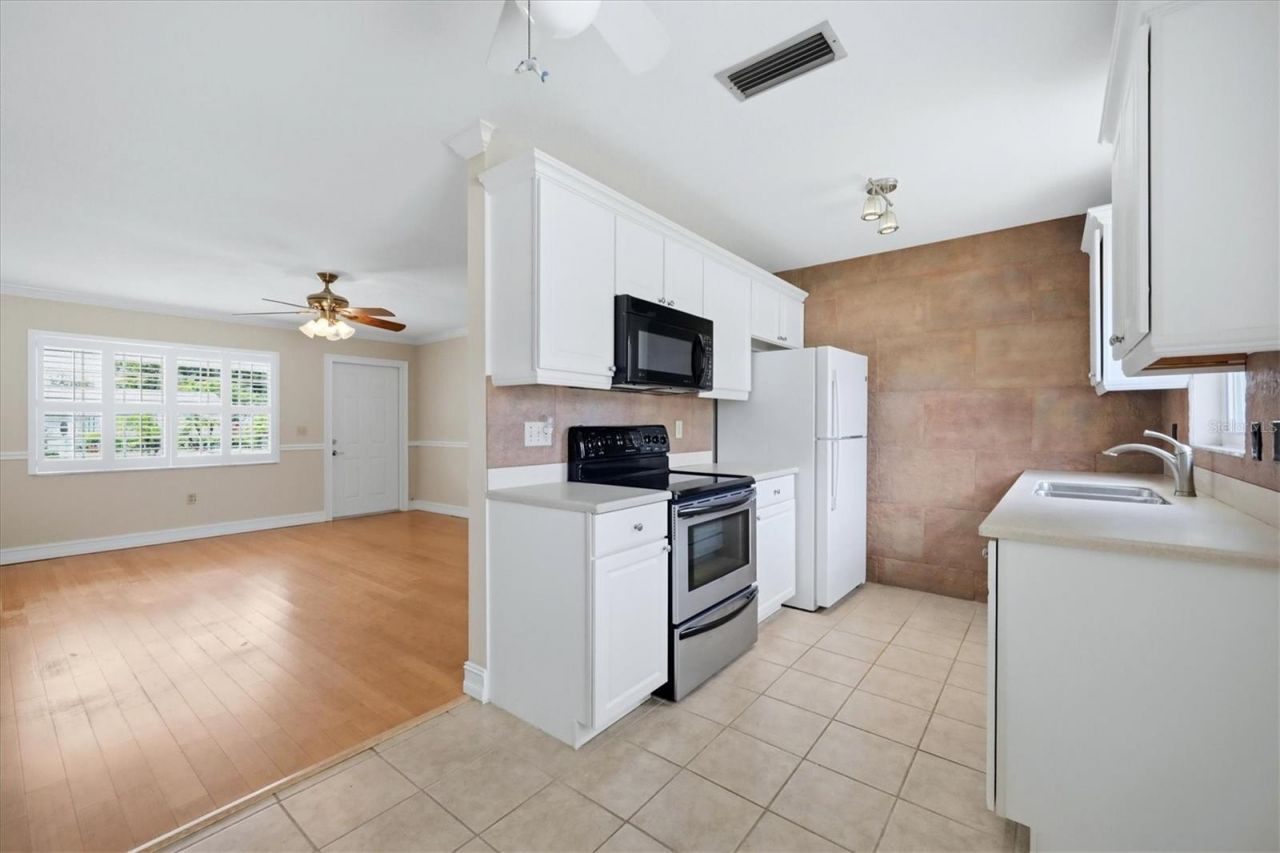 519 65th Avenue W, Bradenton, FL 34207 Photo
