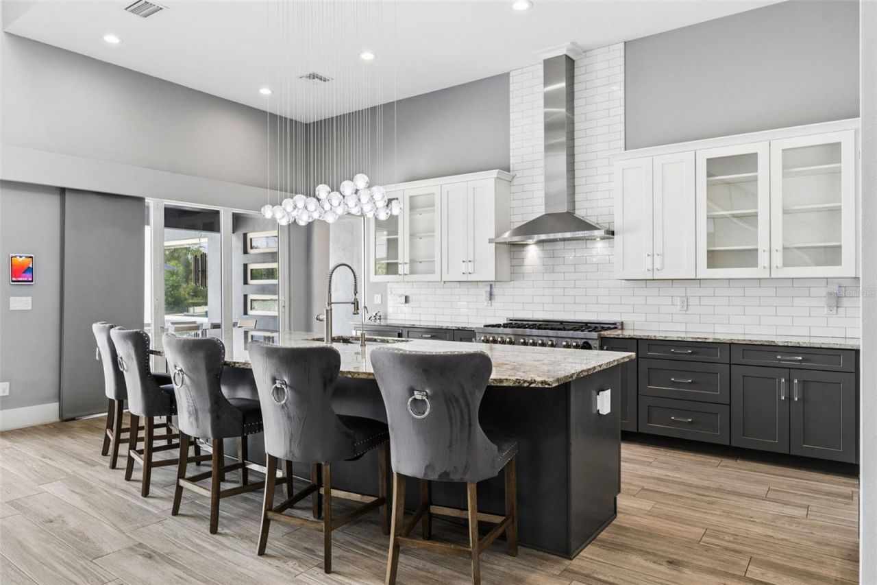8922 University Boulevard, Orlando, FL 32817 Photo