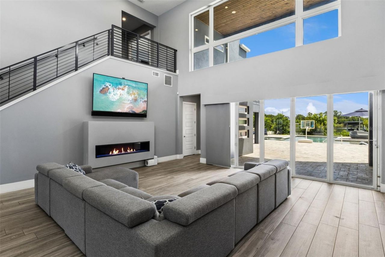 8922 University Boulevard, Orlando, FL 32817 Photo