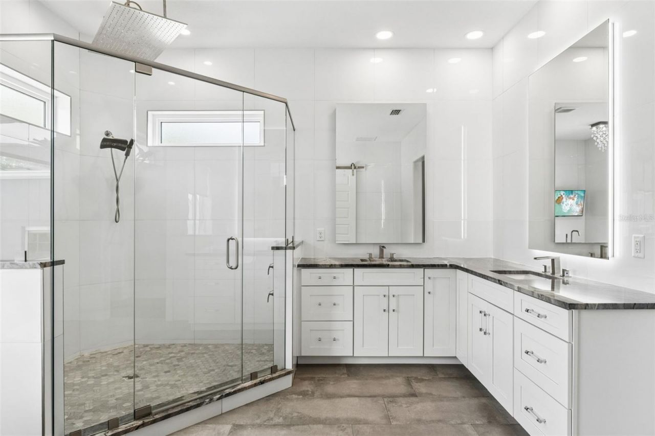 8922 University Boulevard, Orlando, FL 32817 Photo