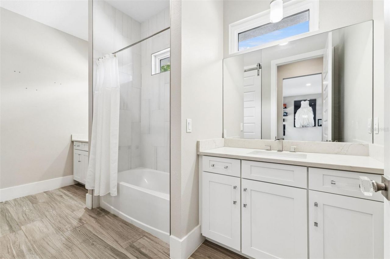 8922 University Boulevard, Orlando, FL 32817 Photo
