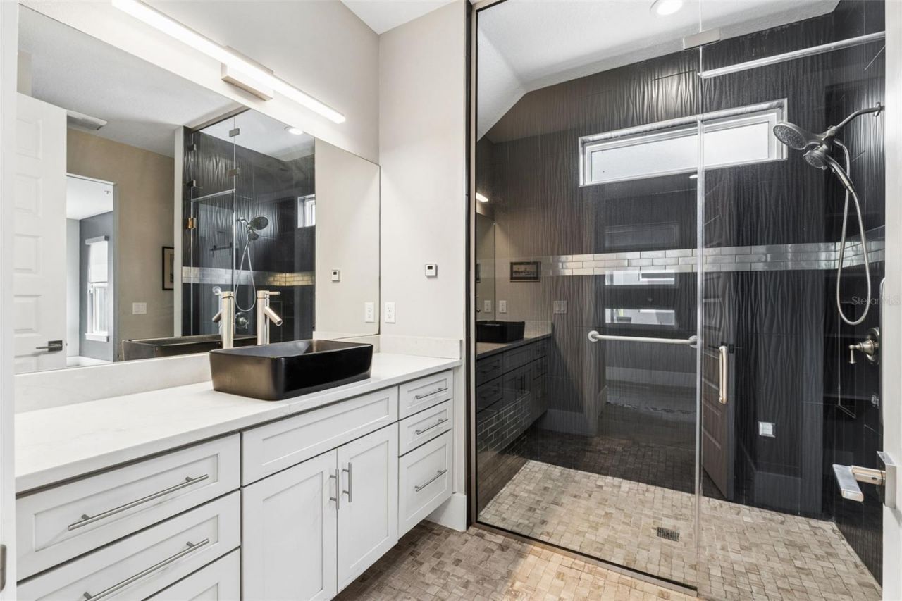 8922 University Boulevard, Orlando, FL 32817 Photo