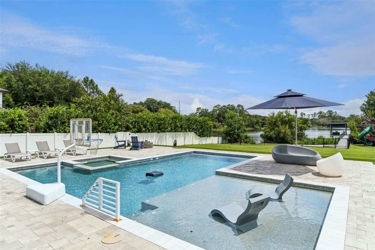 8922 University Boulevard, Orlando, FL 32817 Photo