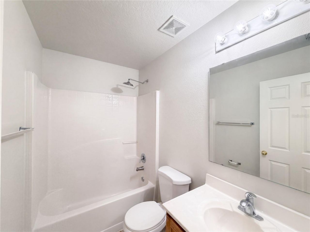 5604 Royal Hills Drive , Winter Haven, FL 33881 Photo