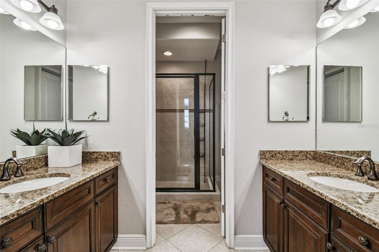 5920 Printery Street , Unit 103, Tampa, FL 33616 Photo