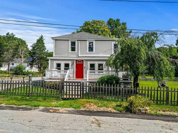 22 Loring Rd, Methuen, MA 01844