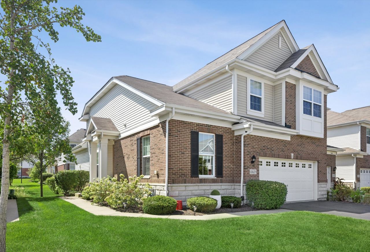 10629 W 154th Street, Orland Park, IL 60462 Main Photo