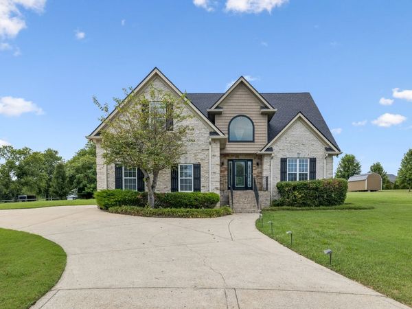 1014 Cabriolet Ct , Gallatin, TN 37066