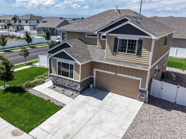 1002 Maplebrook Drive , Windsor, CO 80550
