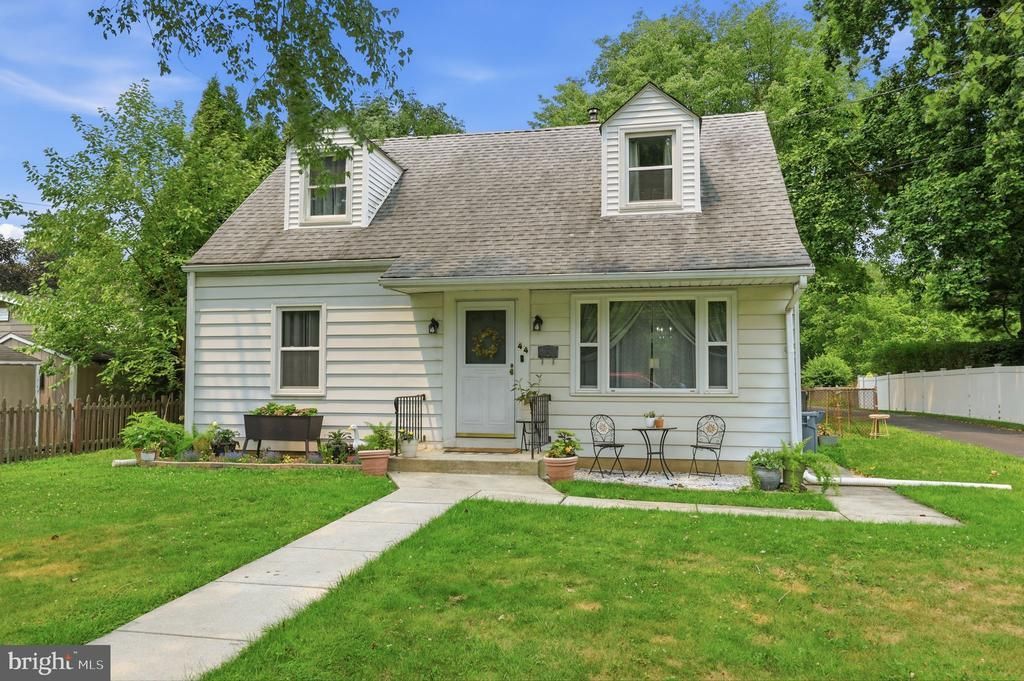 44 LETCHWORTH AVENUE , YARDLEY, PA 19067