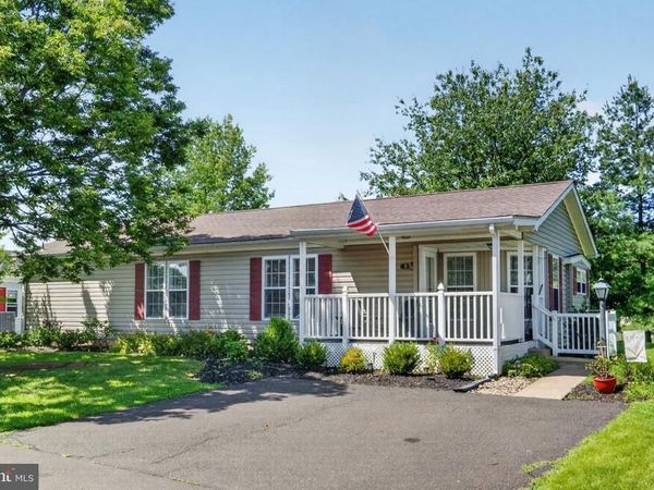 9 AZALEA COURT, NEW HOPE, PA 18938