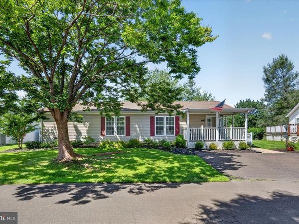 9 AZALEA COURT, NEW HOPE, PA 18938