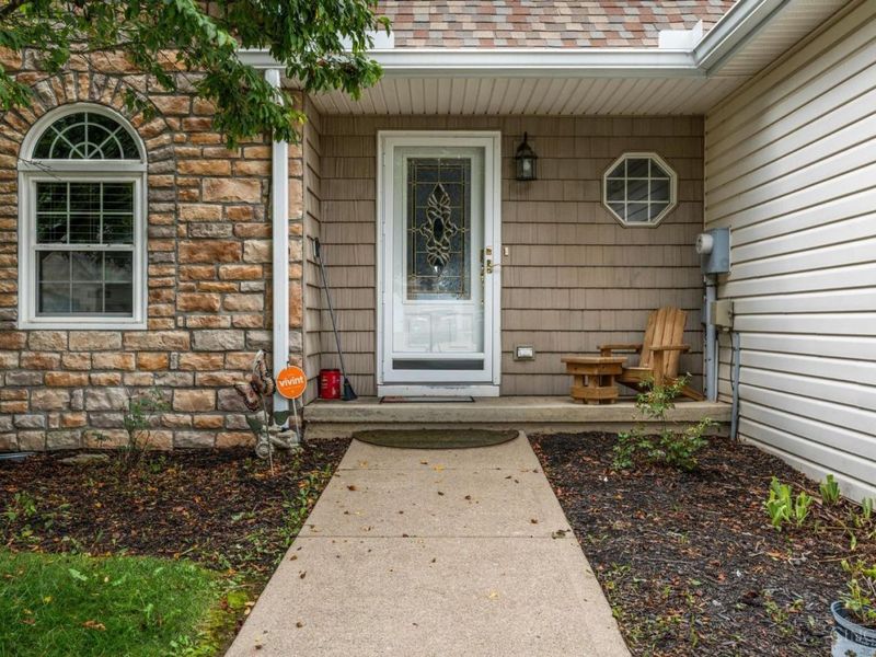 559 Silverado Drive, Wilmington, OH 45177 Photo 2