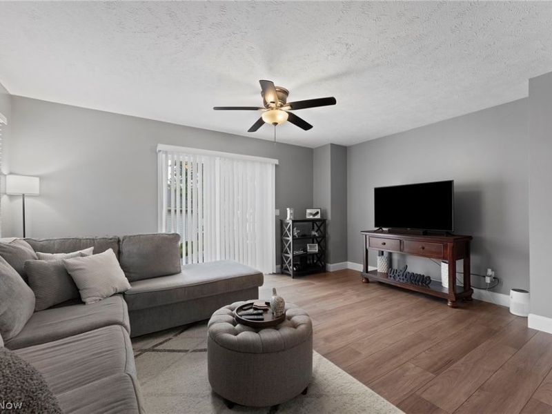 838 Overlook Ridge Drive , Unit 838, Cleveland, OH 44109 Photo 9