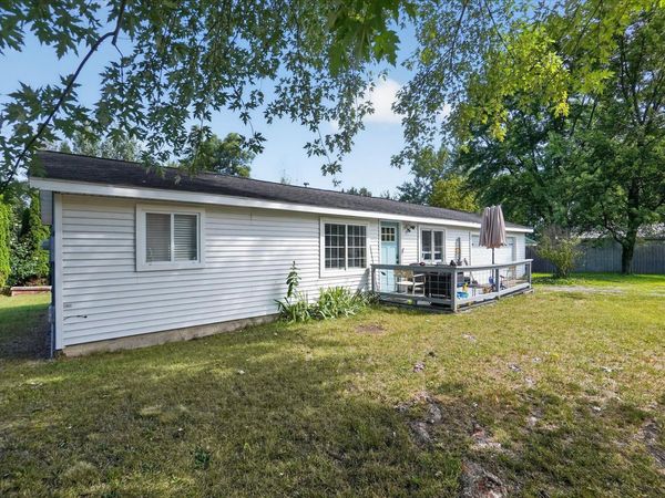 1790 Lakewood Drive, Crystal, MI 48818