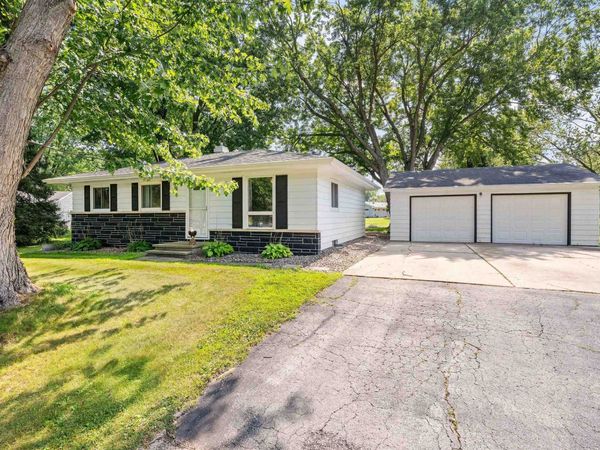W14256 Highland Terrace, Ripon, WI 54971