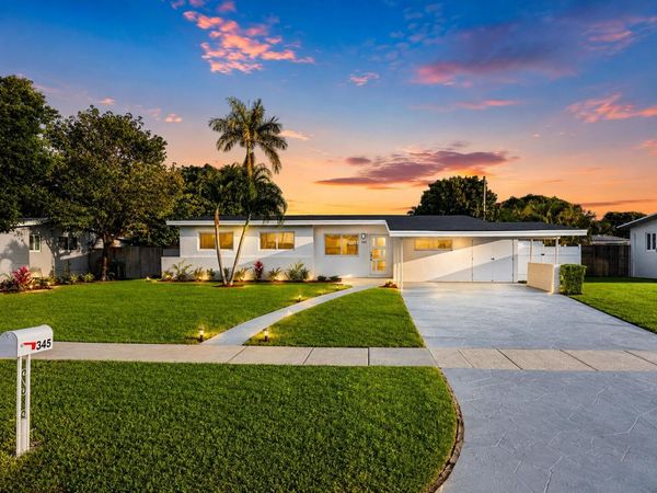 345 Pinehurst Road, West Palm Beach, FL 33461