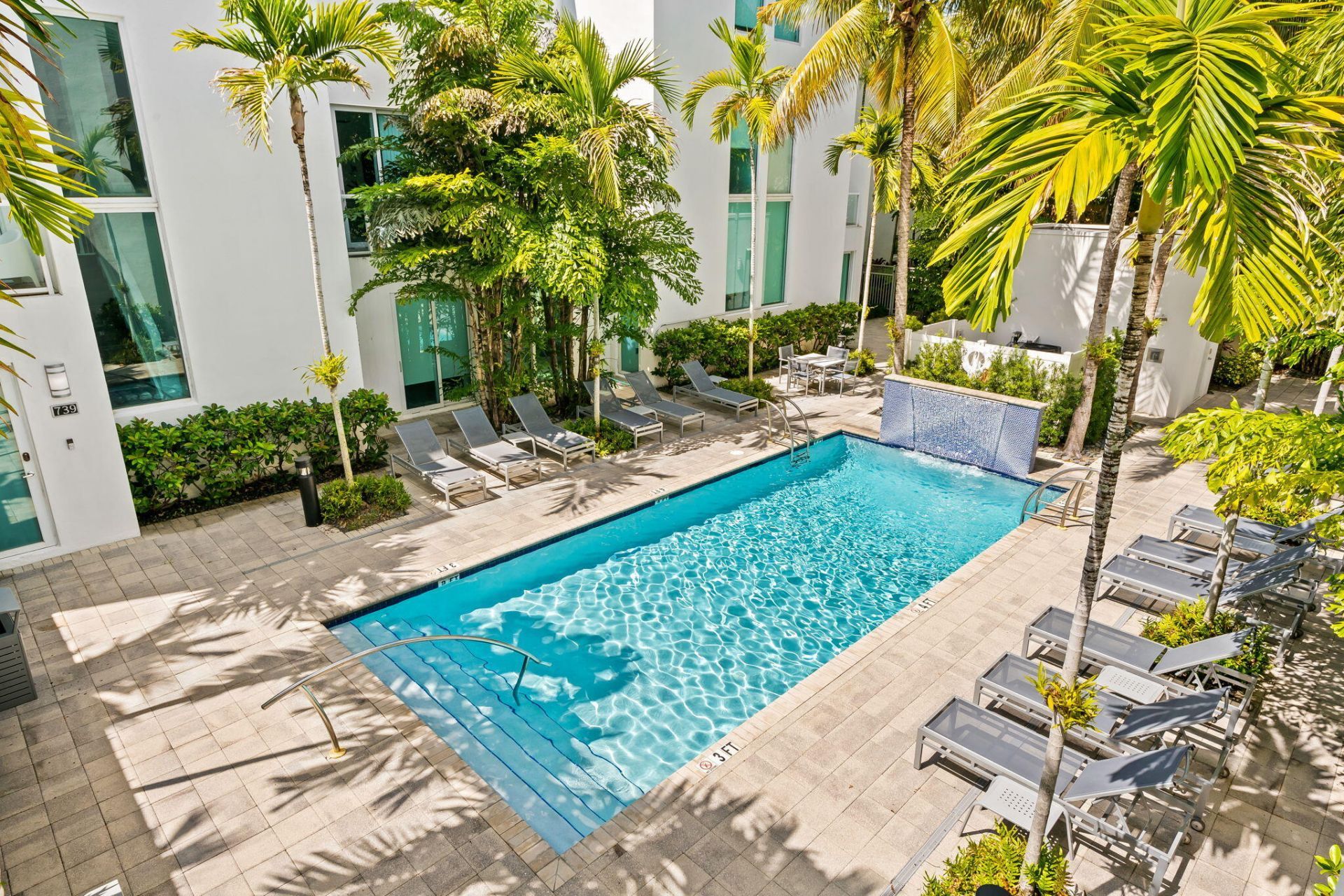 757 NE 4th Avenue, Fort Lauderdale, FL 33304 Photo