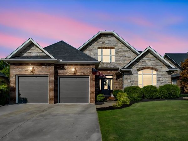 6203 West Valley View Road , Rogers, AR 72758