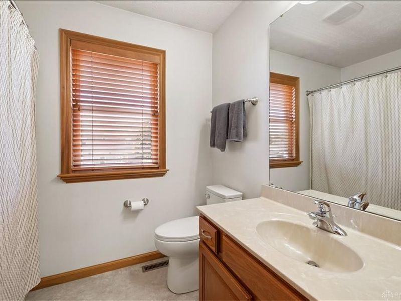 2630 Huntington Drive, Troy, OH 45373 Photo 22