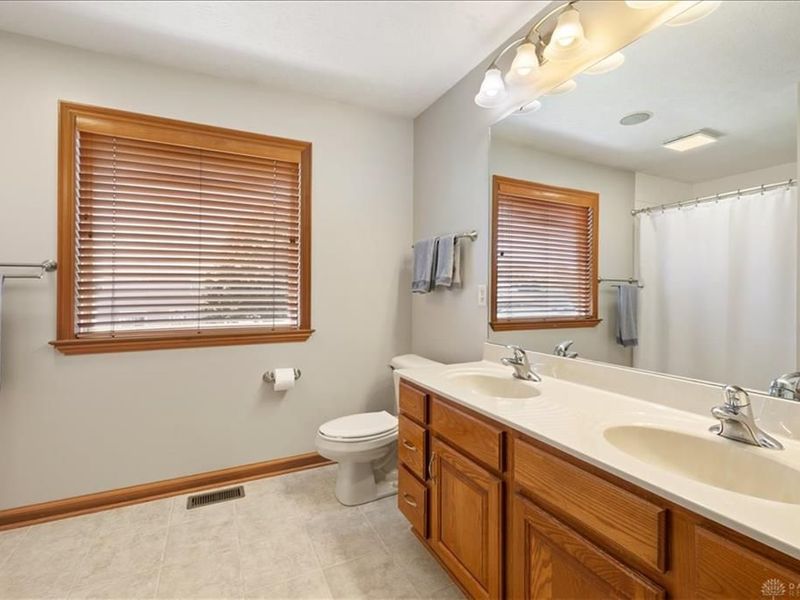 2630 Huntington Drive, Troy, OH 45373 Photo 25