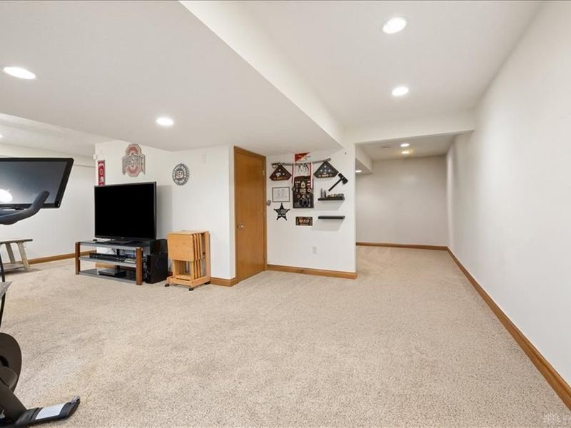 2630 Huntington Drive, Troy, OH 45373 Photo 32