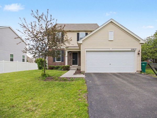 1911 Willoughby Lane , Joliet, IL 60431