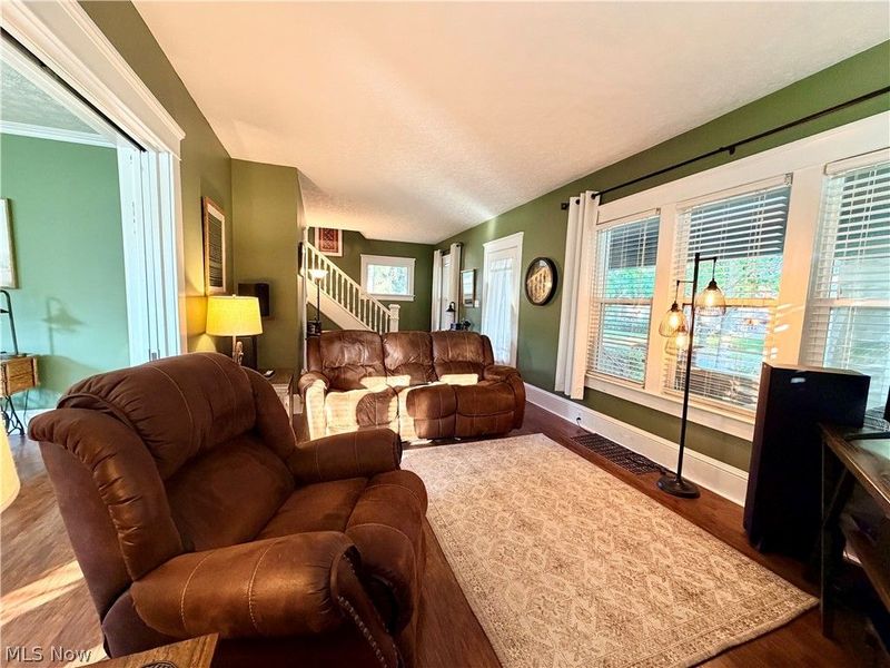 403 E Front Street, Dover, OH 44622 Photo 6