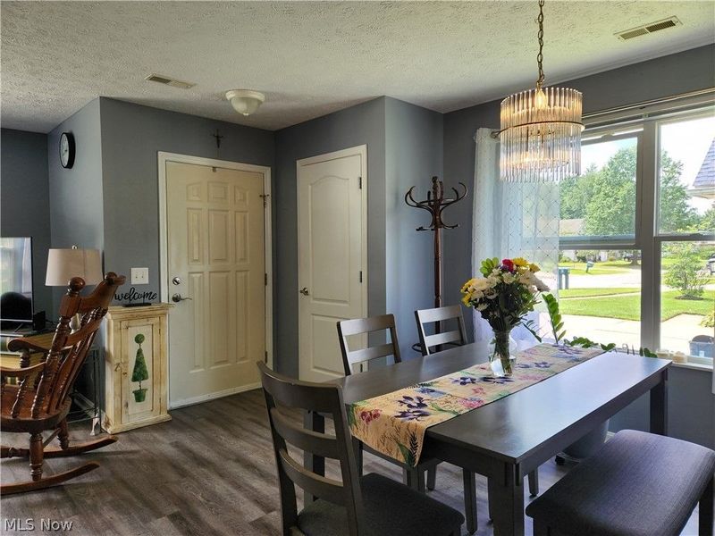 425 Harvest Drive , Ravenna, OH 44266 Photo 4