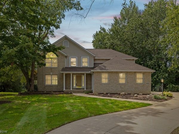 6962 Mapleridge Circle NW, Canton, OH 44718