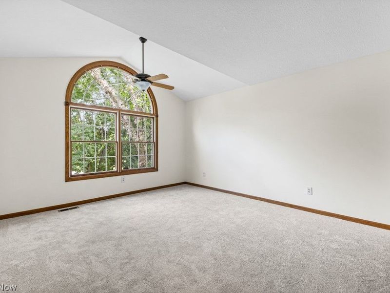 6962 Mapleridge Circle NW, Canton, OH 44718 Photo 22