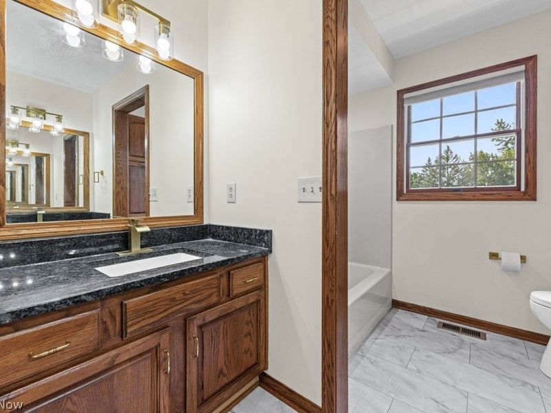 6962 Mapleridge Circle NW, Canton, OH 44718 Photo 25