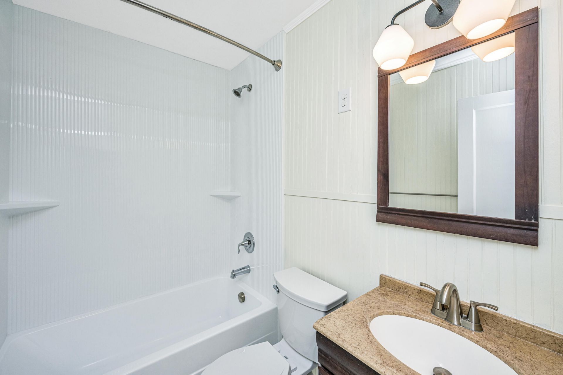 5078 Walker Street Photo 33
