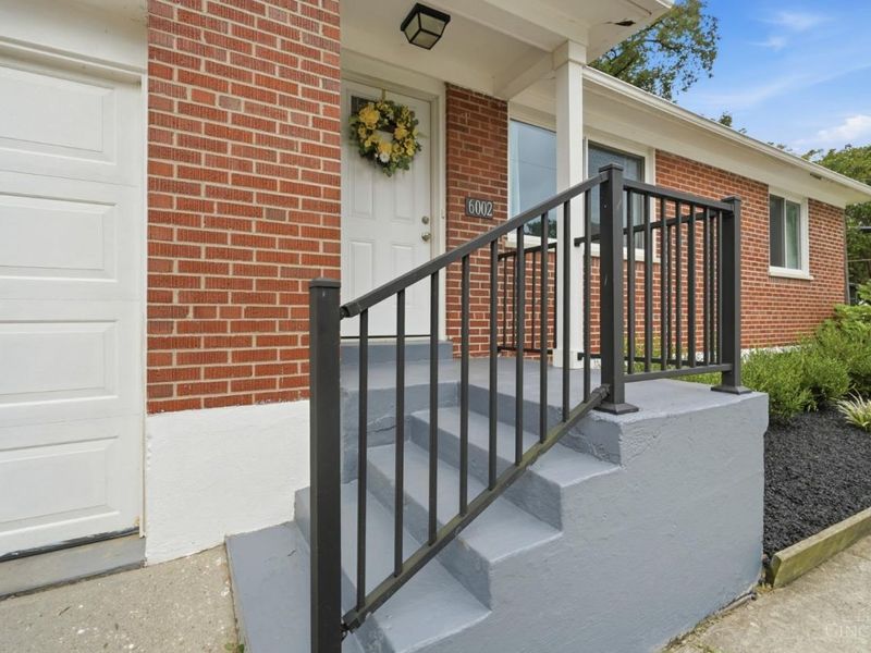 6002 High Street, Fairfax, OH 45227 Photo 3