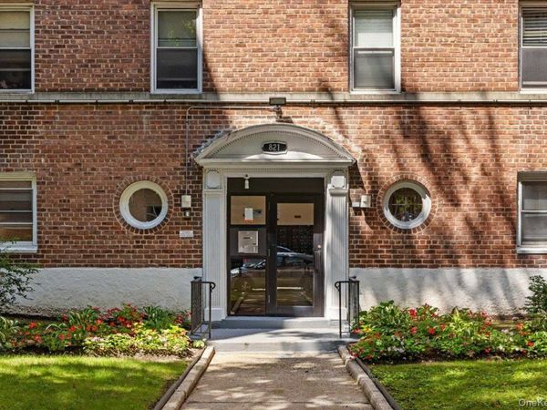 821 Bronx River Road , Unit 4D, Yonkers, NY 10708