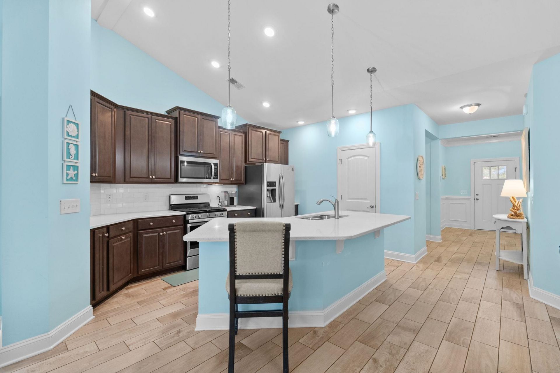783 Berkshire Ave. Photo 17