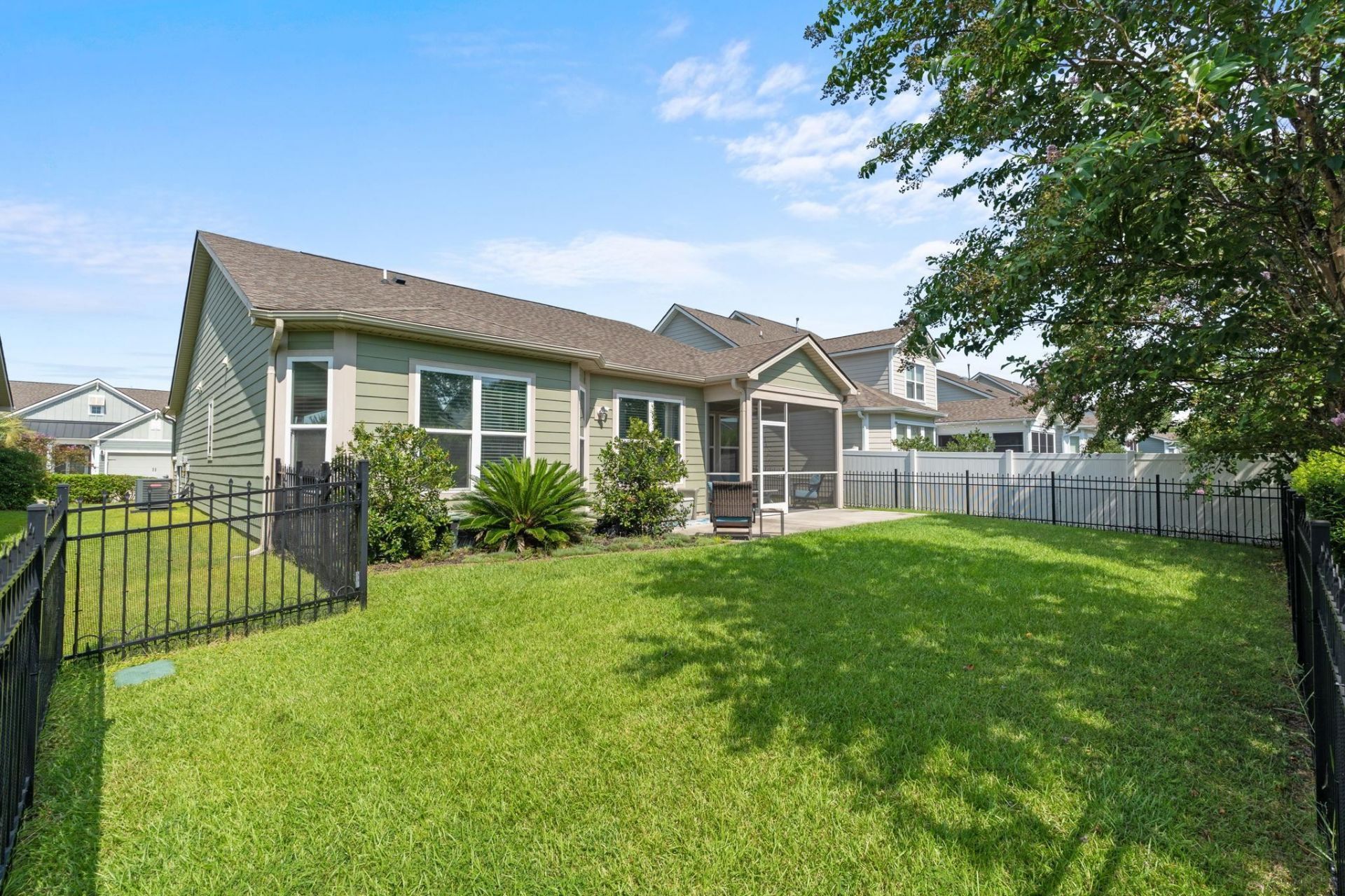 783 Berkshire Ave. Photo 35