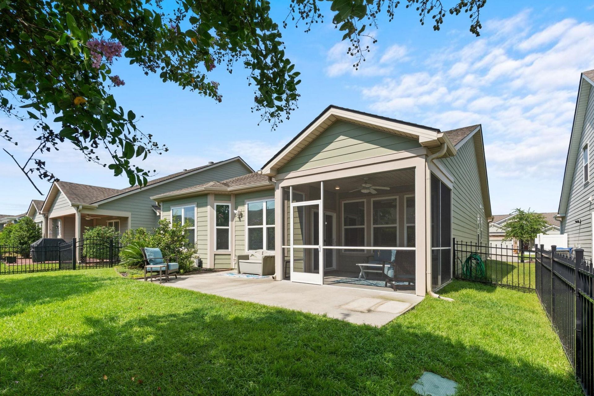 783 Berkshire Ave. Photo 36