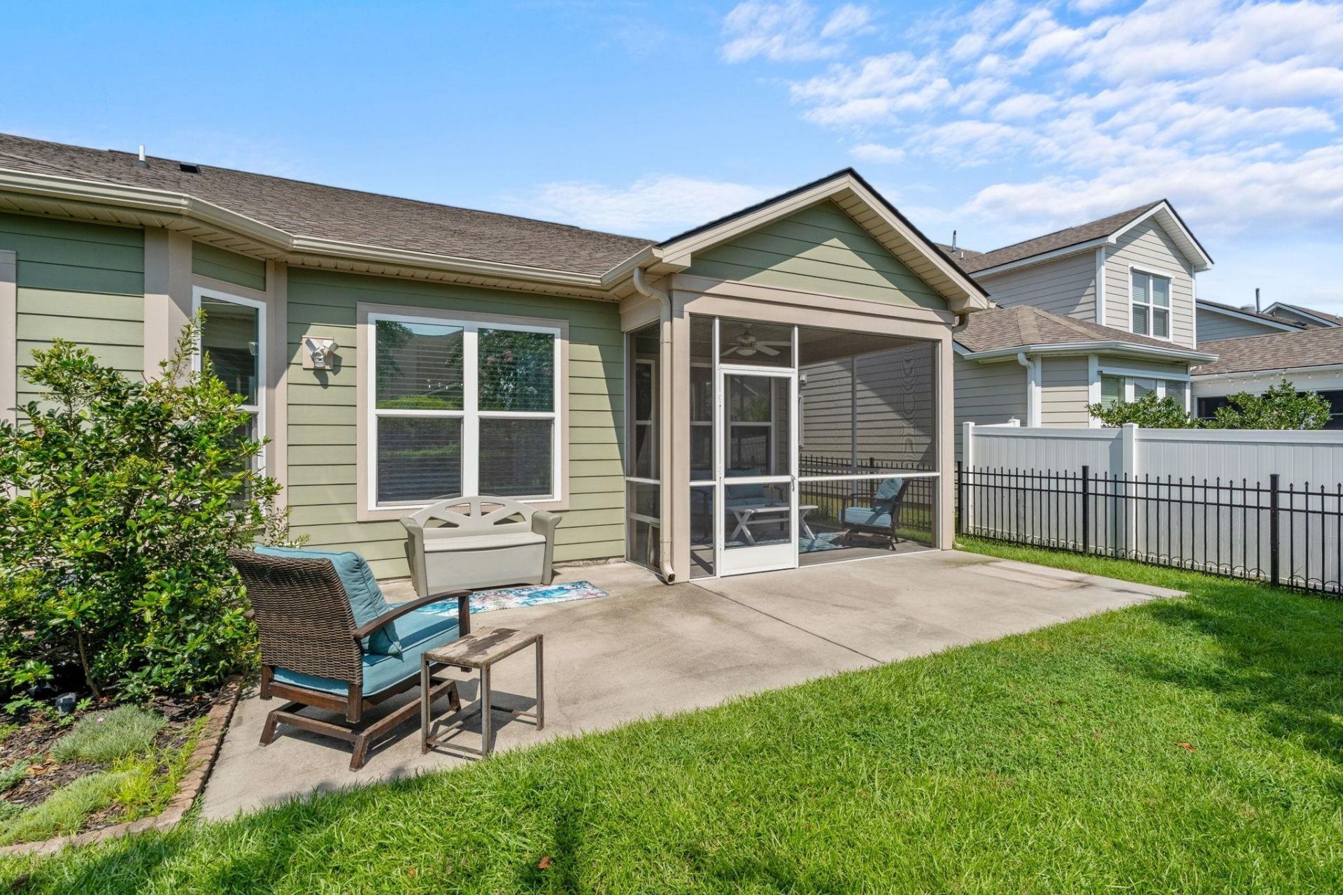 783 Berkshire Ave. Photo 37