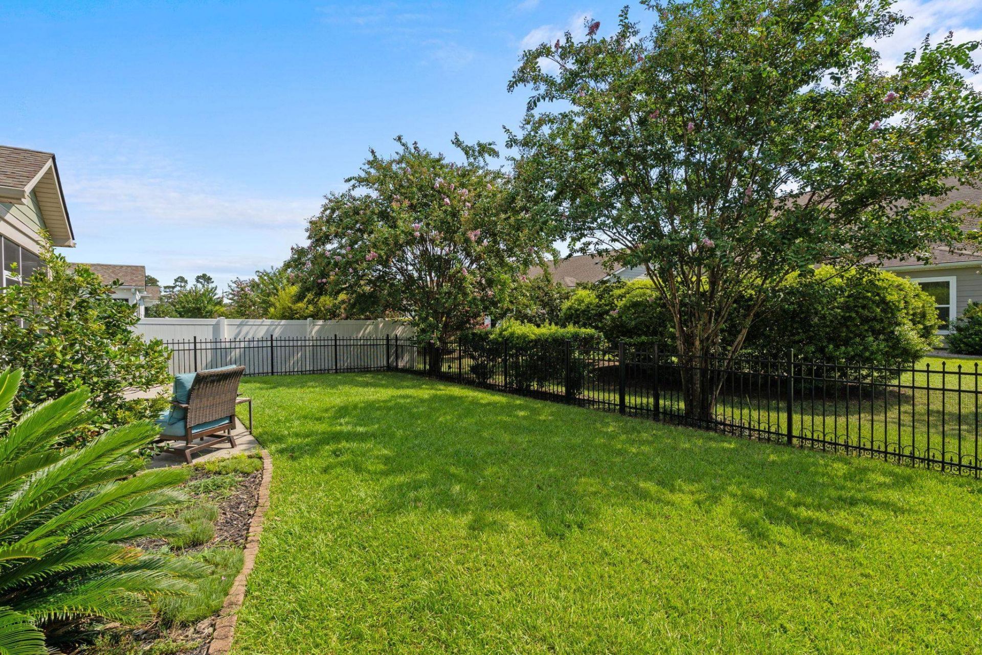 783 Berkshire Ave. Photo 38