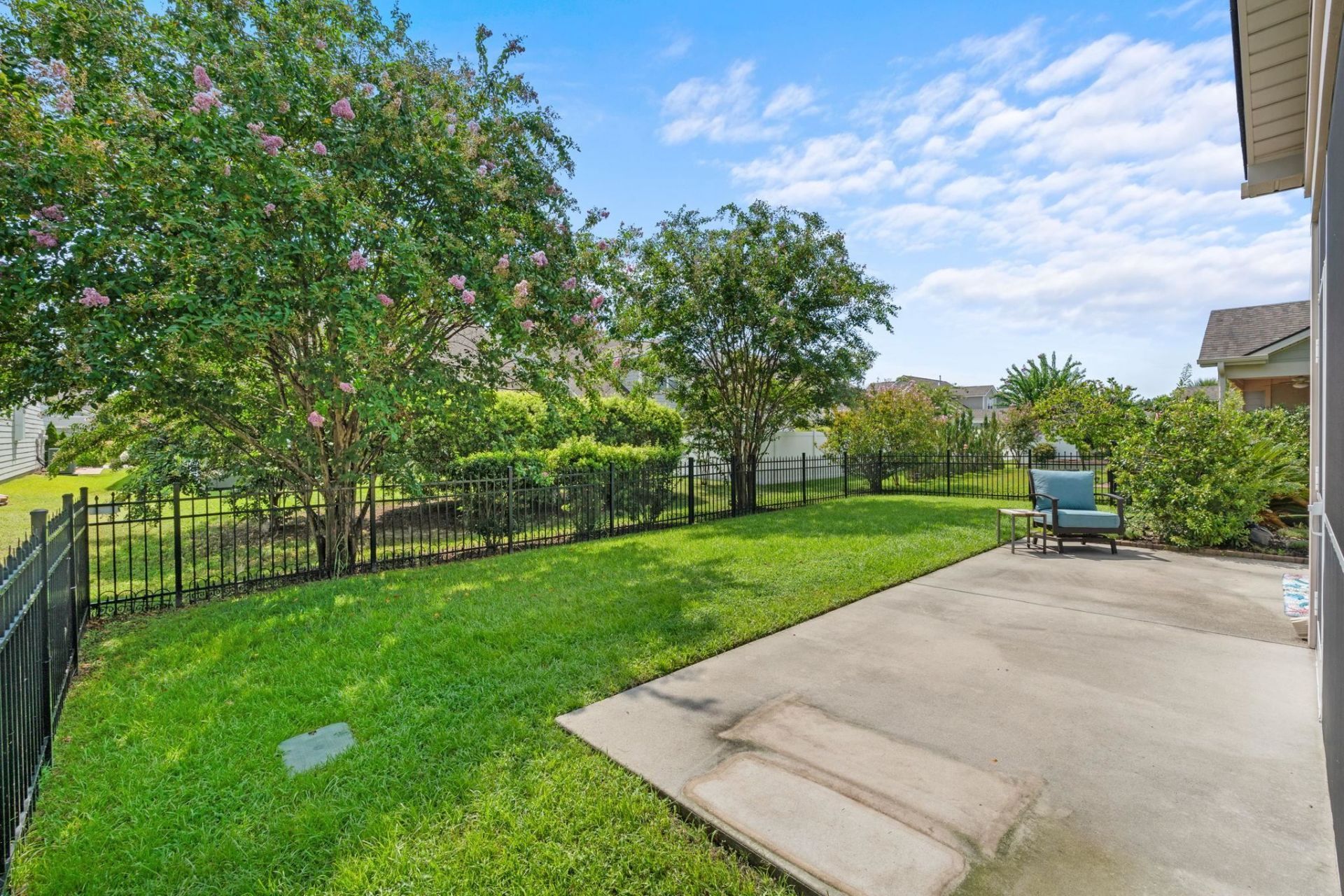 783 Berkshire Ave. Photo 39